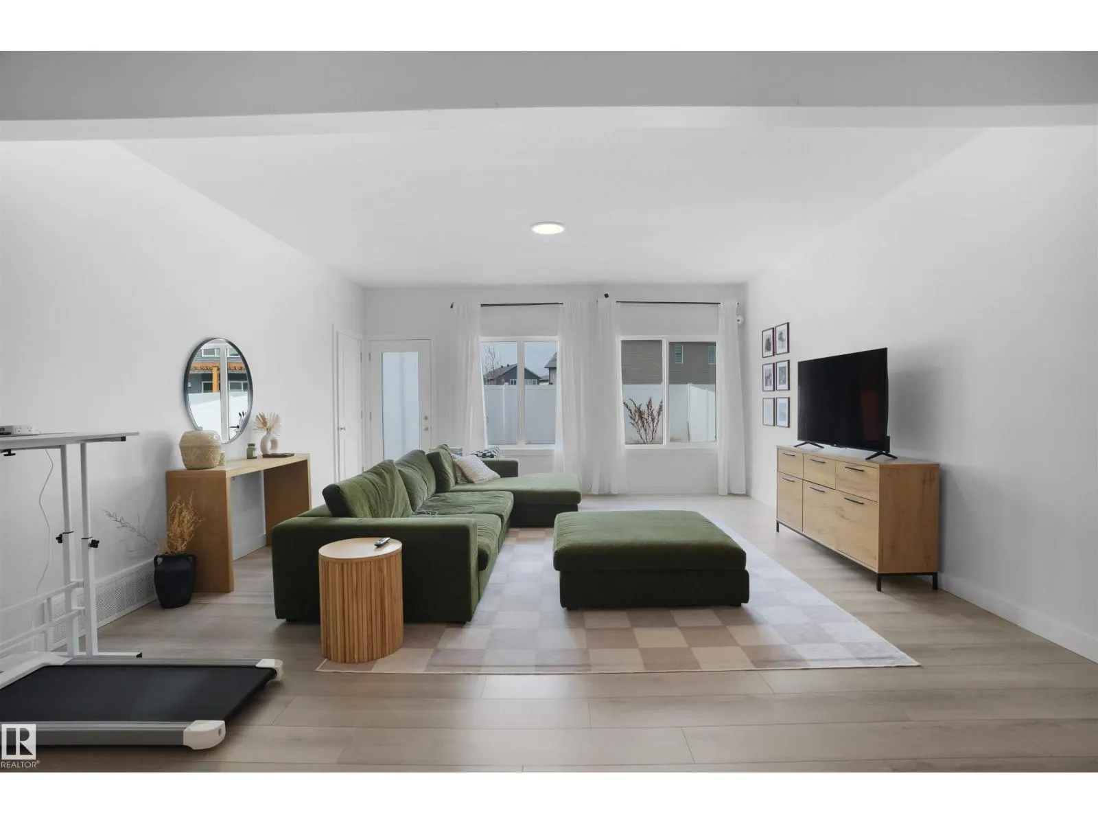 17732 73 ST NW