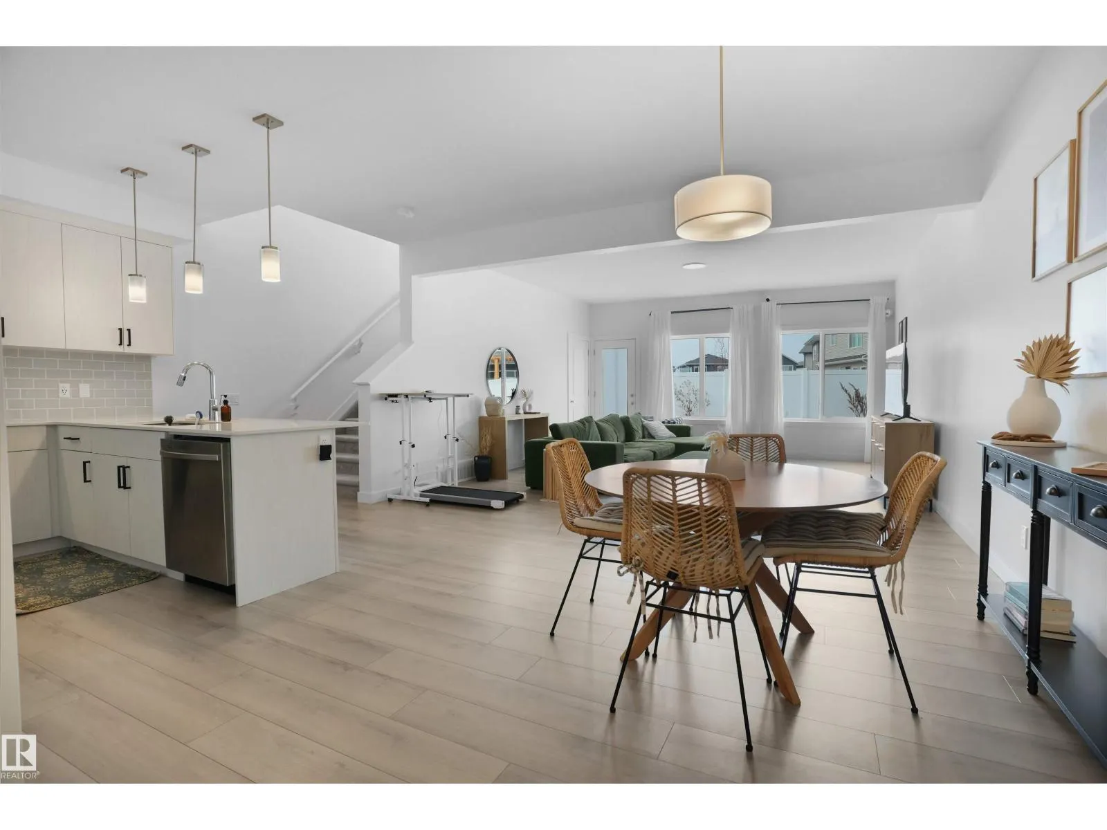 17732 73 ST NW