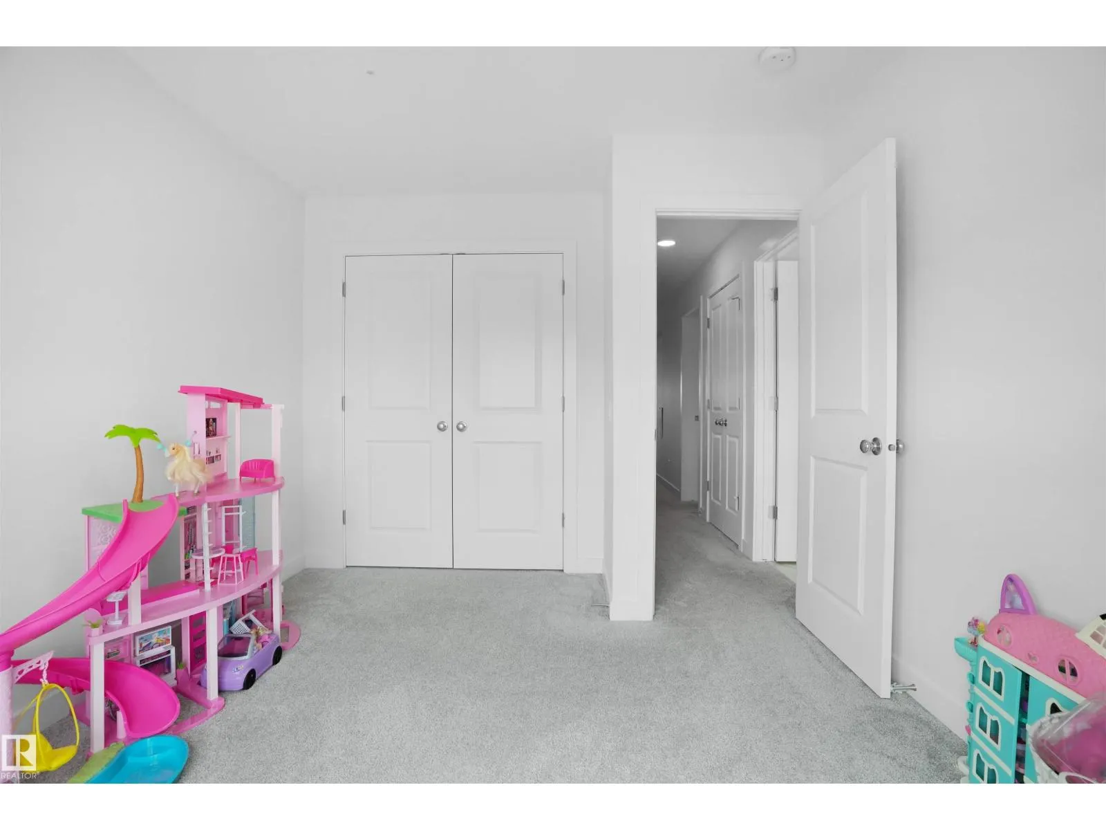 17732 73 ST NW