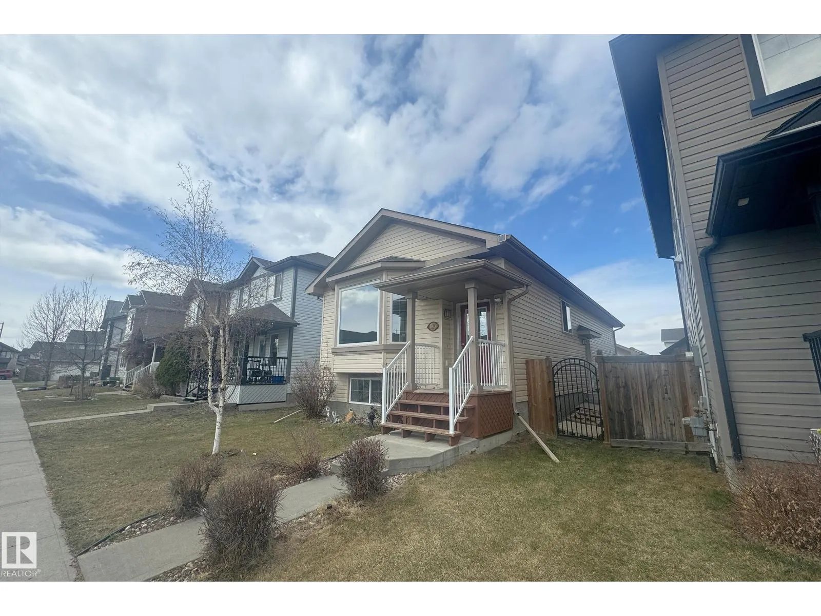 1126 36A AV NW