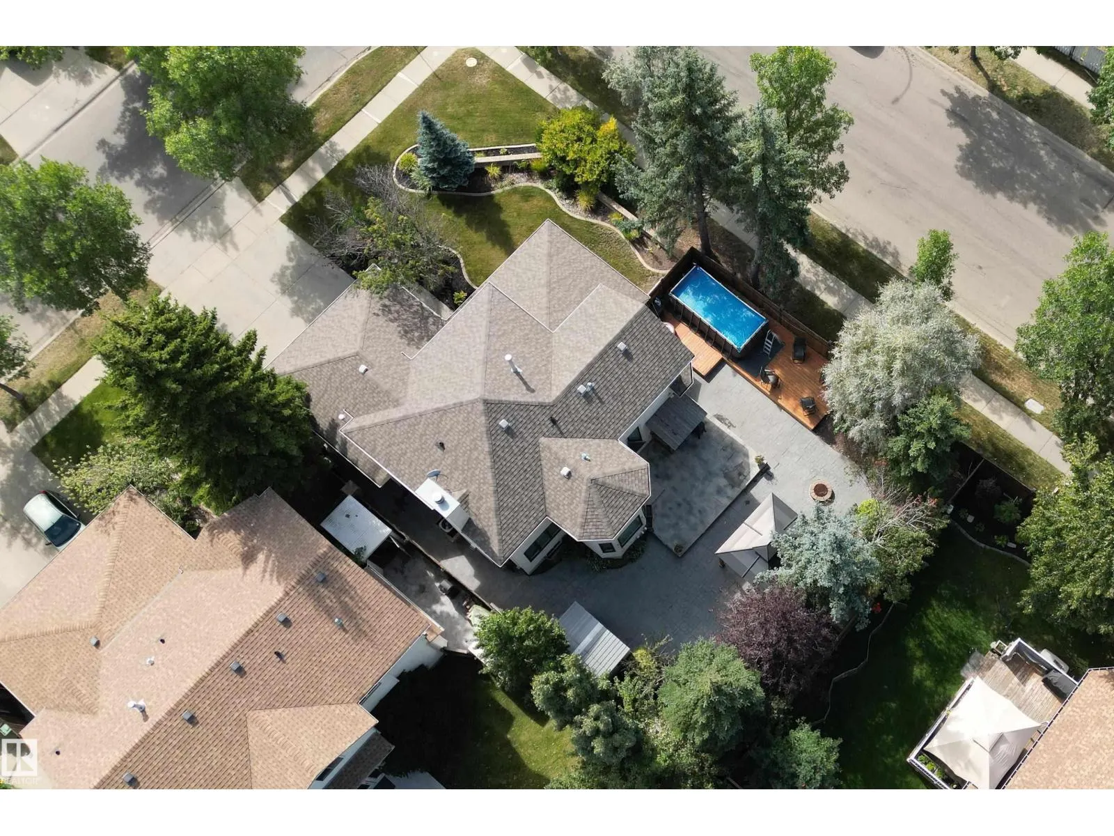 89 DUFFERIN ST