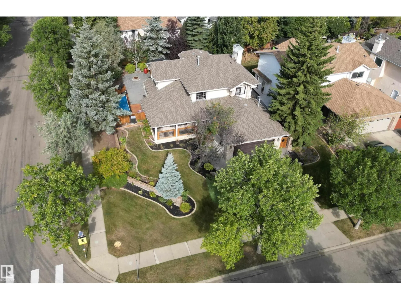 89 DUFFERIN ST