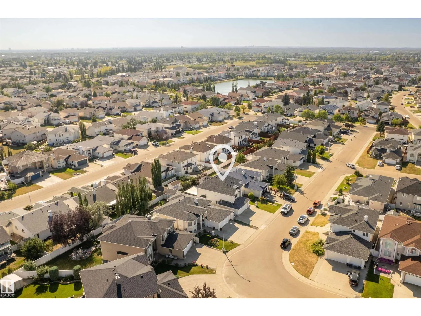 8615 159A AV NW