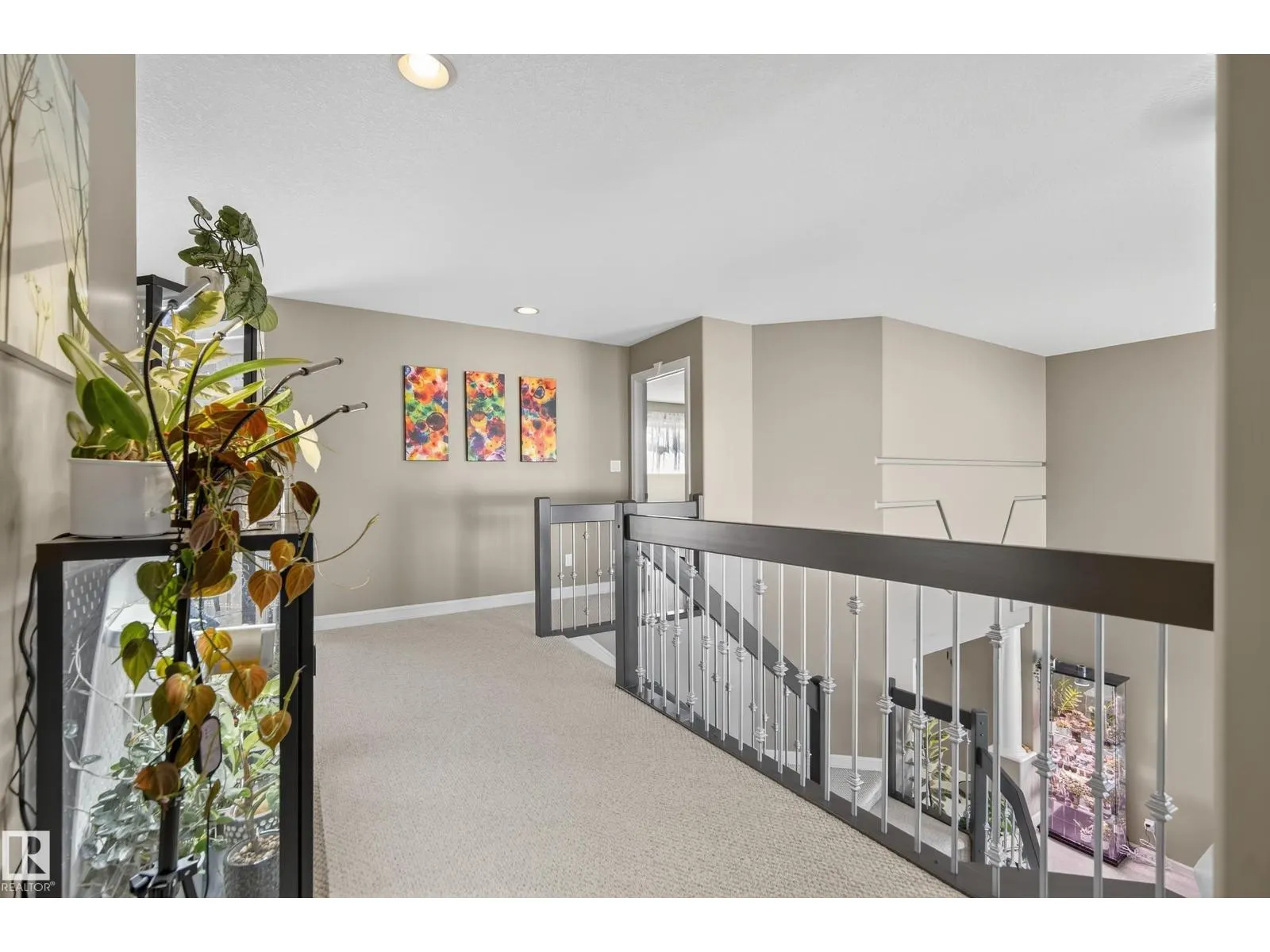 8615 159A AV NW