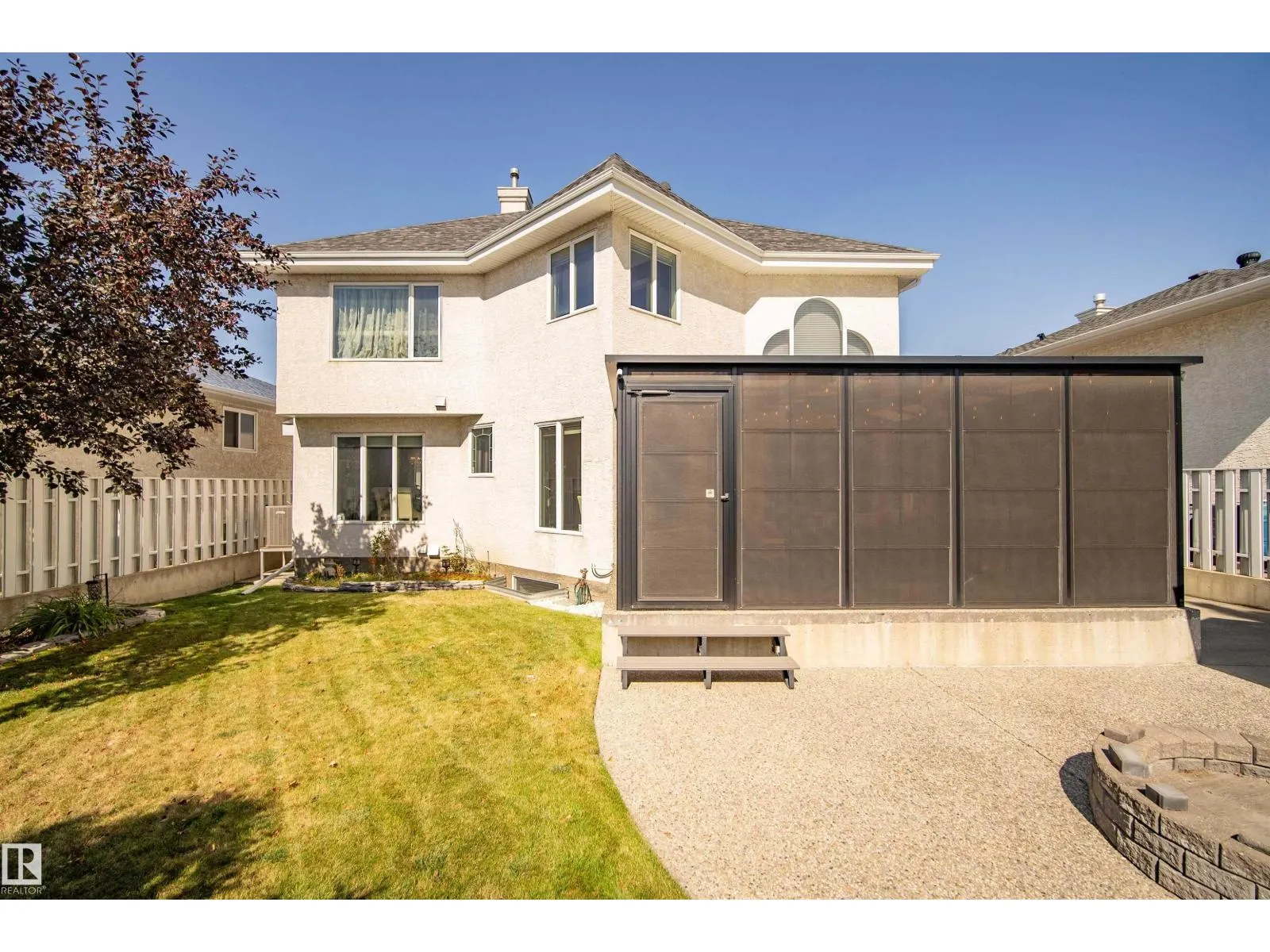 8615 159A AV NW