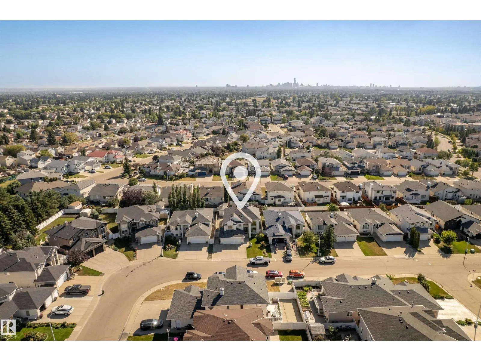 8615 159A AV NW