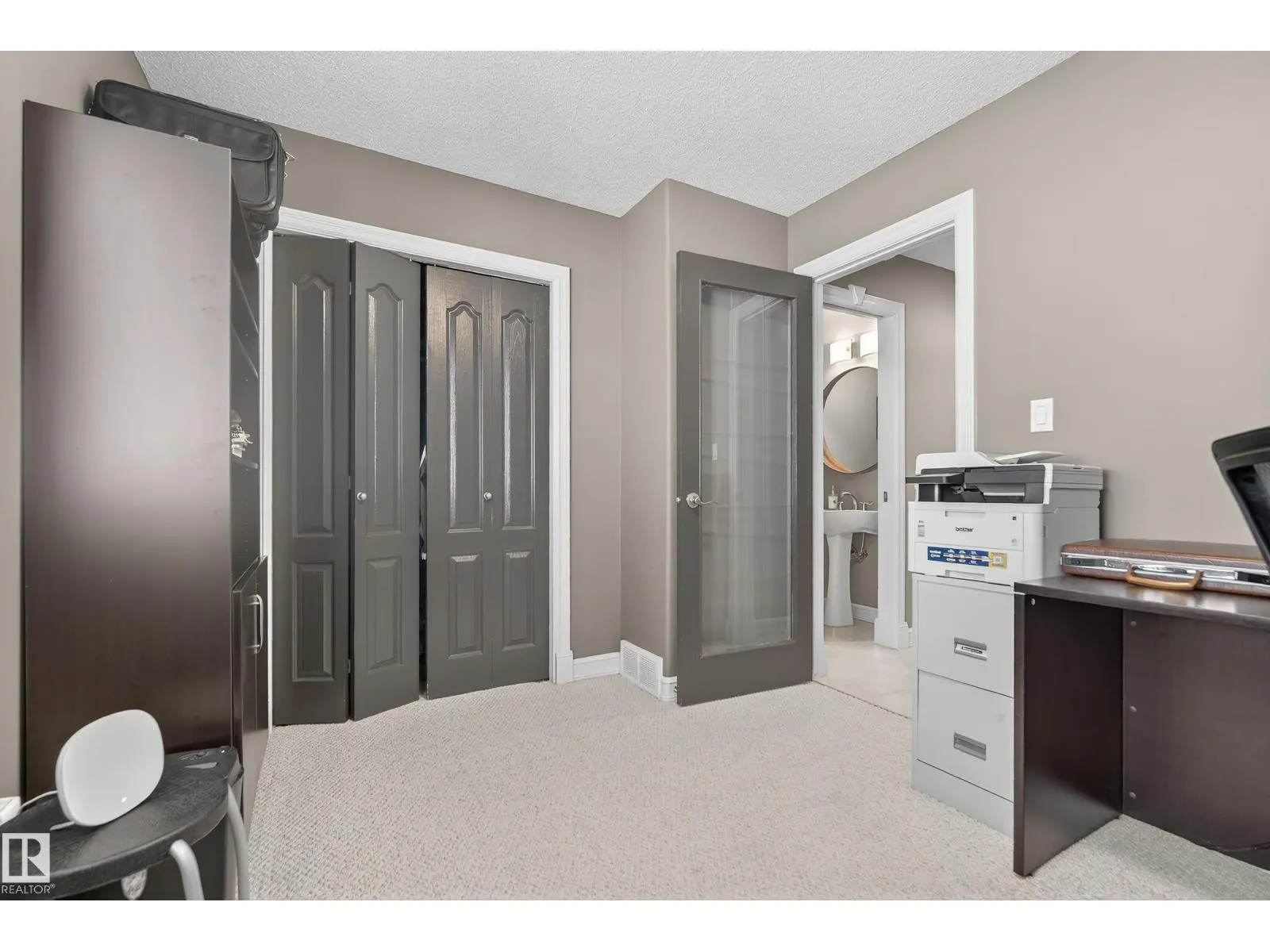 8615 159A AV NW