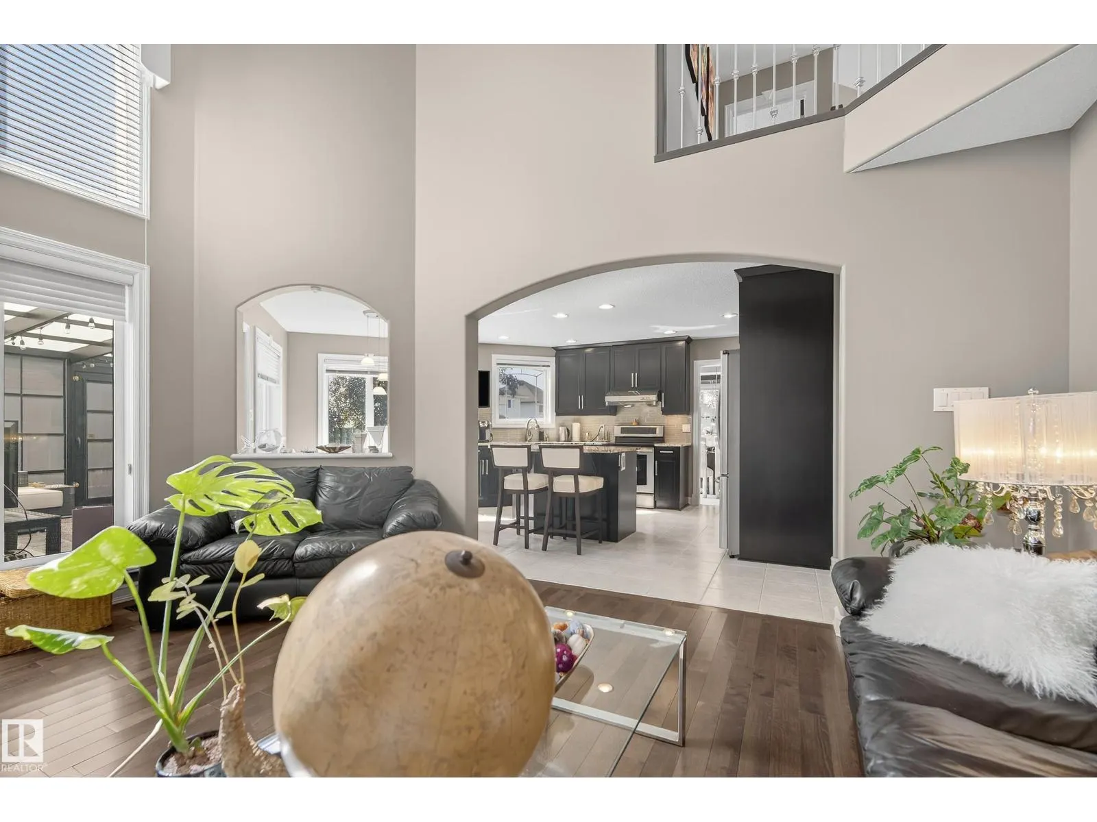 8615 159A AV NW