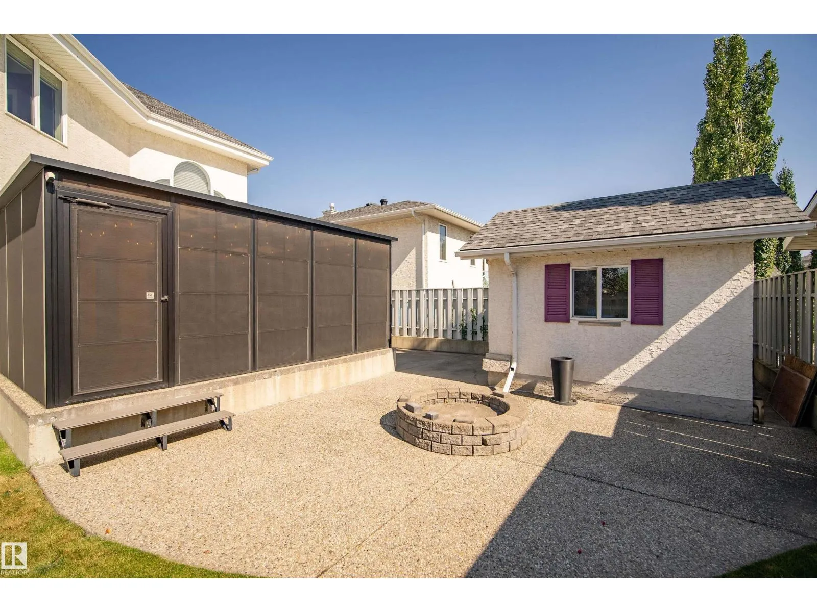 8615 159A AV NW
