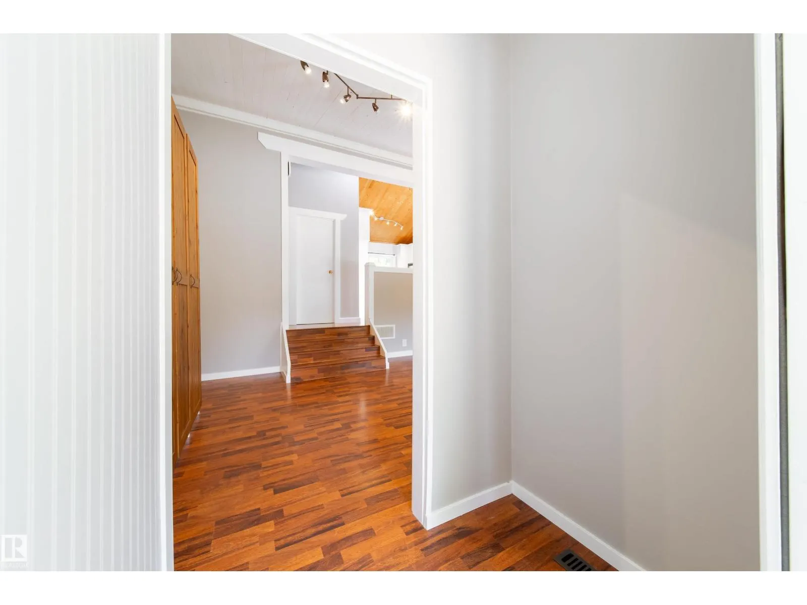 #43 54222 RGE ROAD 25