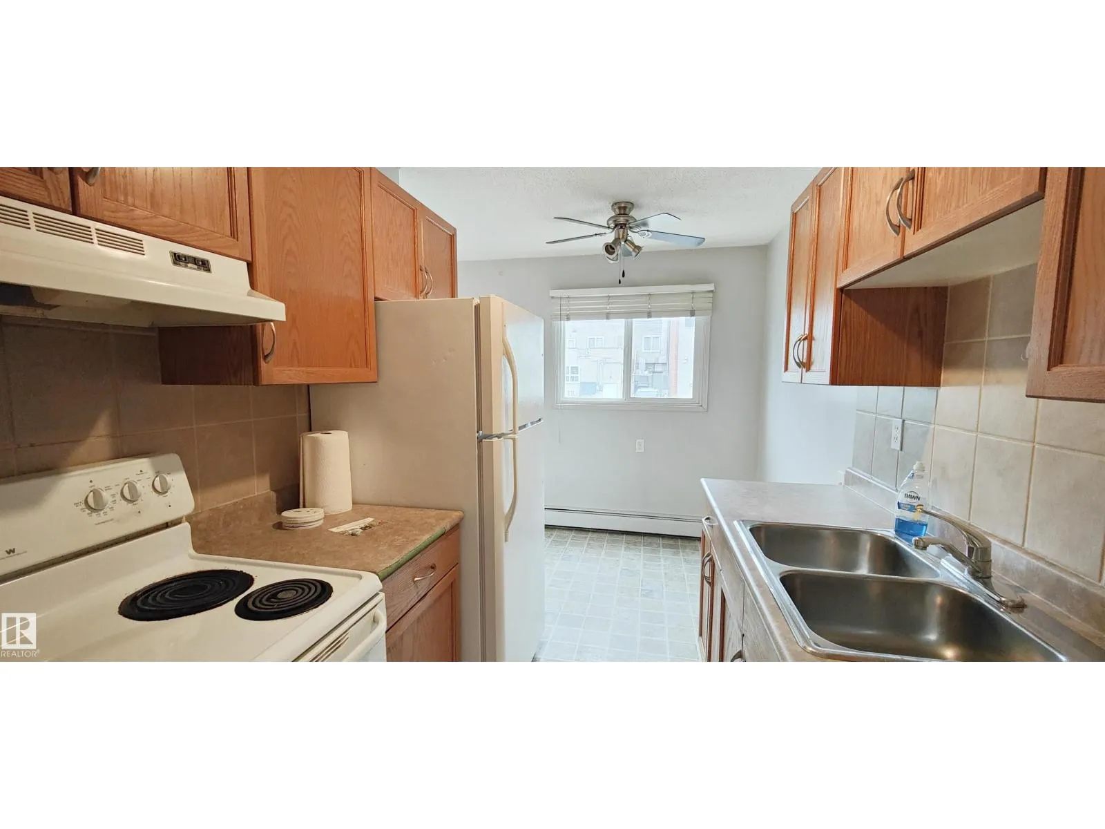 #207 10815 83 AV NW