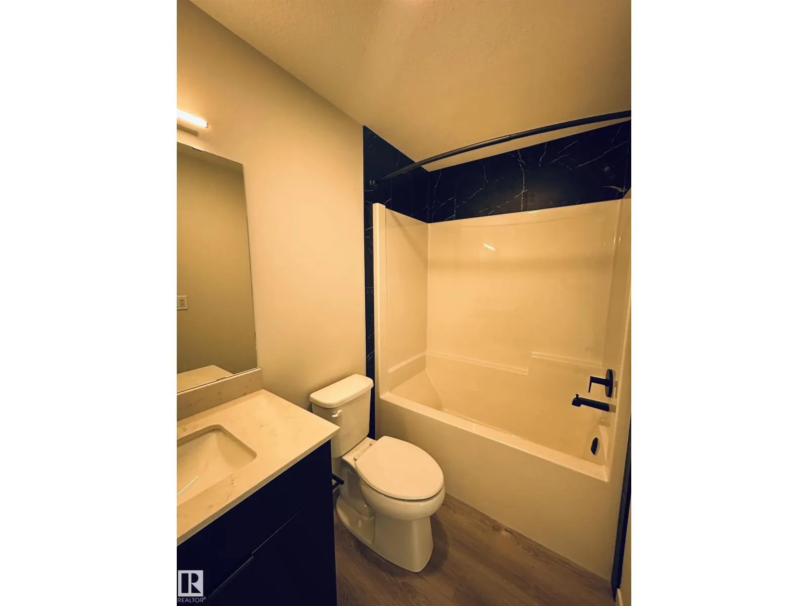 2203 158 ST SW