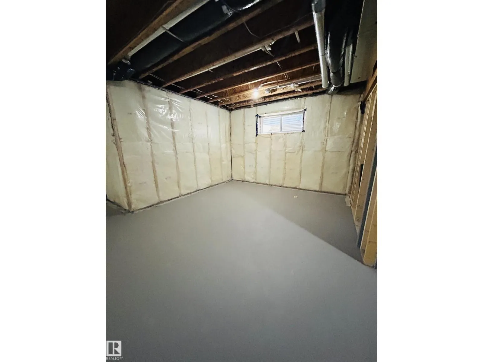 2203 158 ST SW