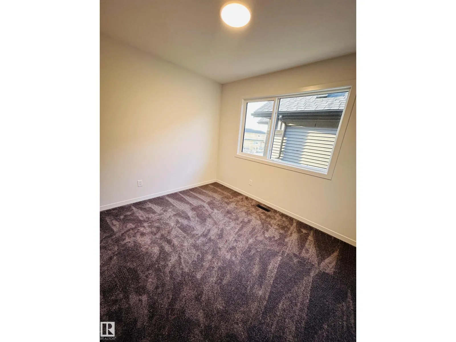 2203 158 ST SW