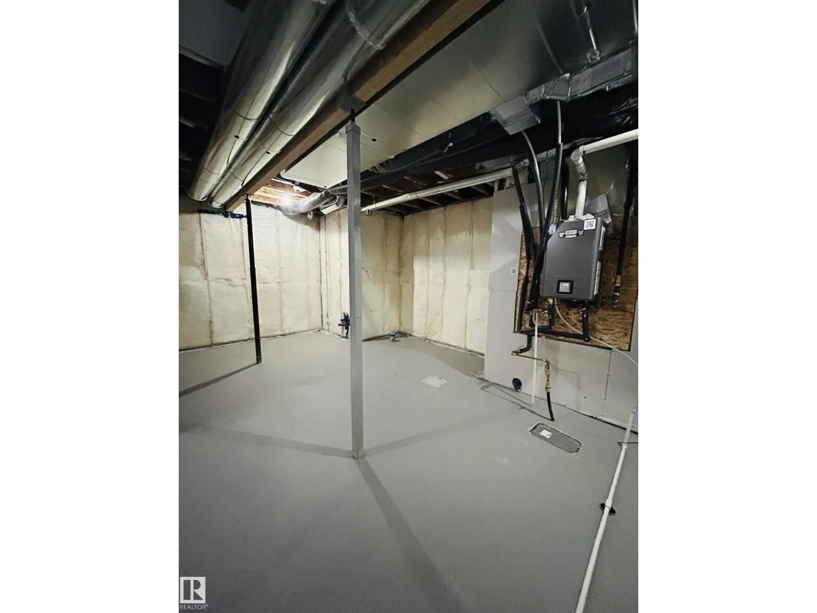 2203 158 ST SW