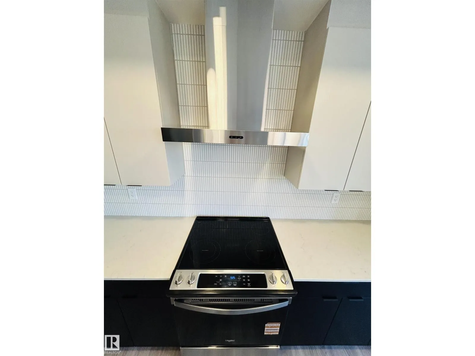 2203 158 ST SW