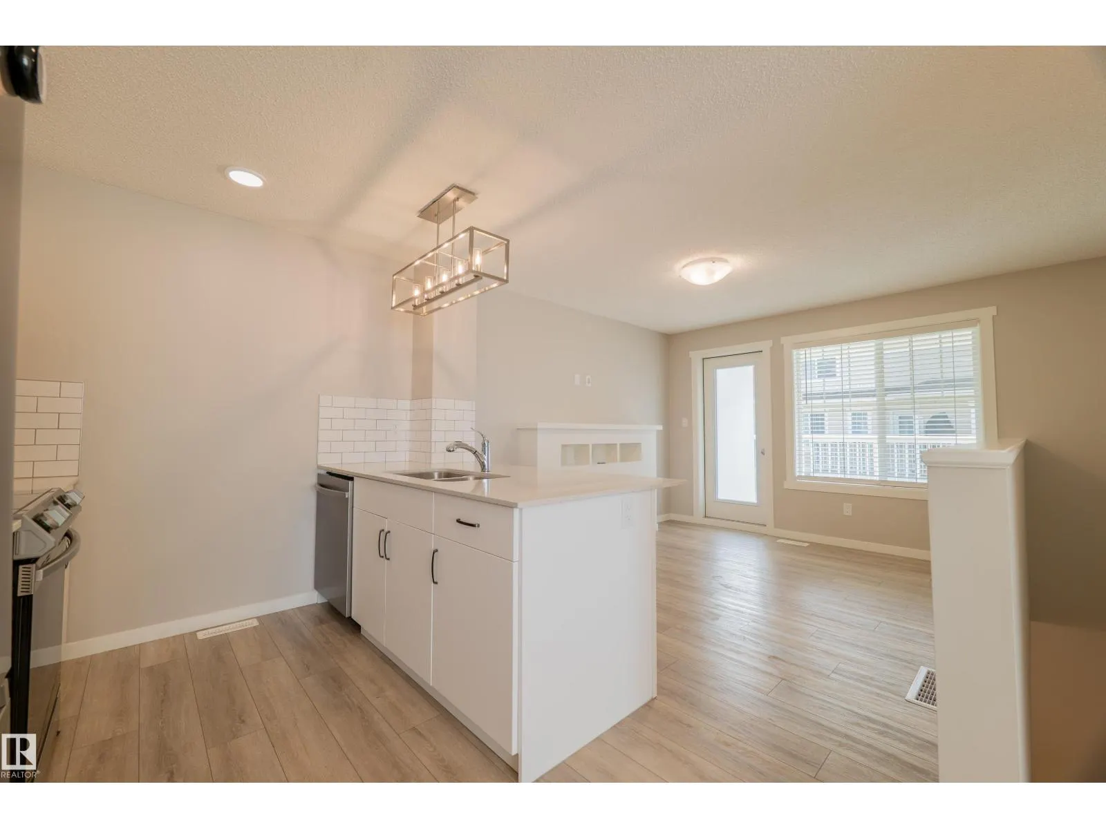 #78 17832 78 ST NW