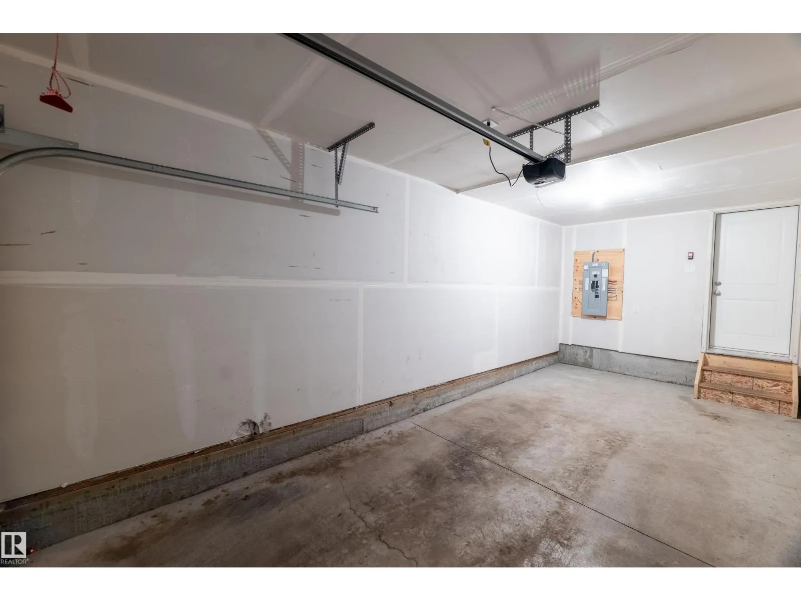 #78 17832 78 ST NW