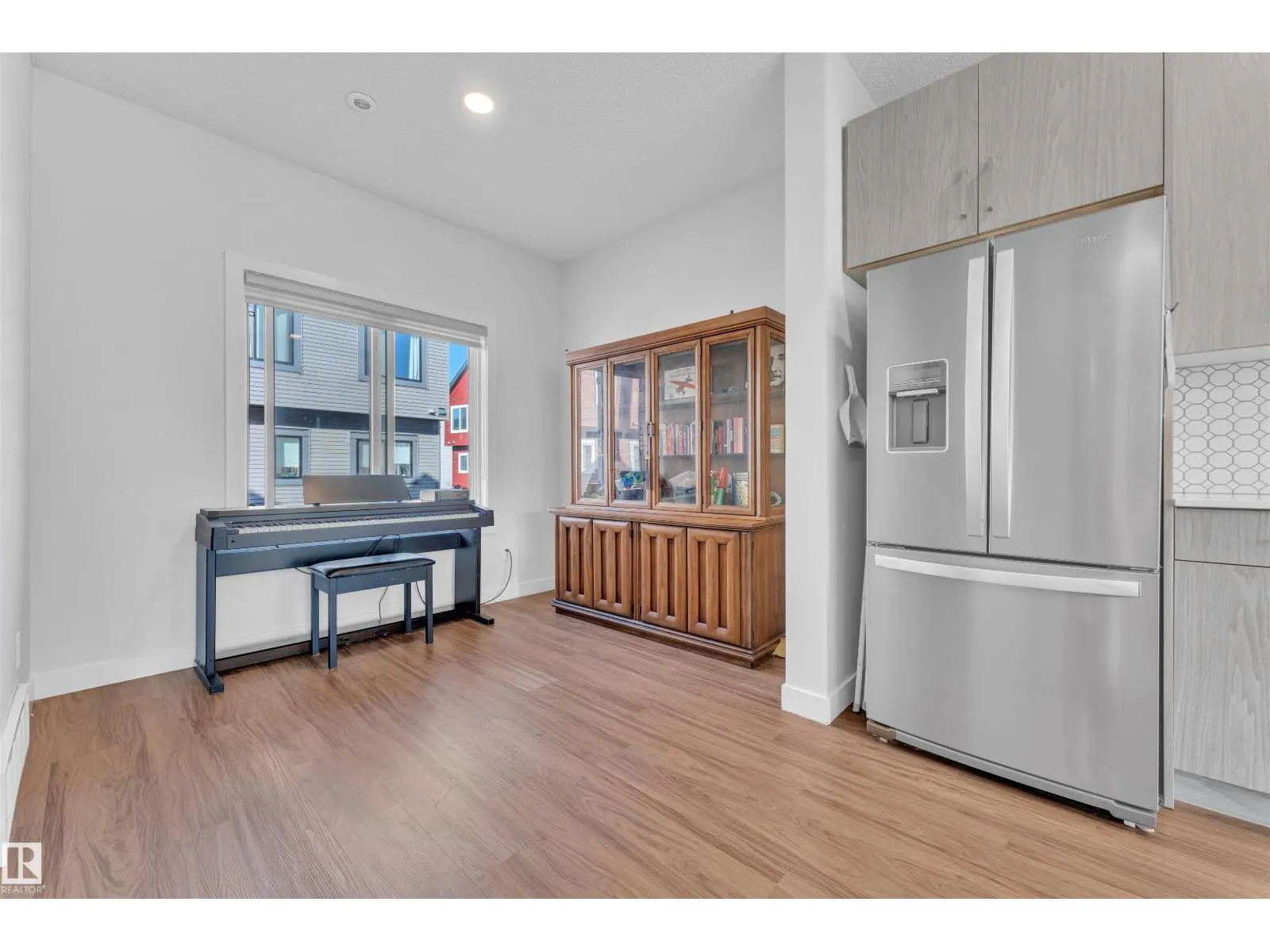 #83 1010 RABBIT HILL RD SW