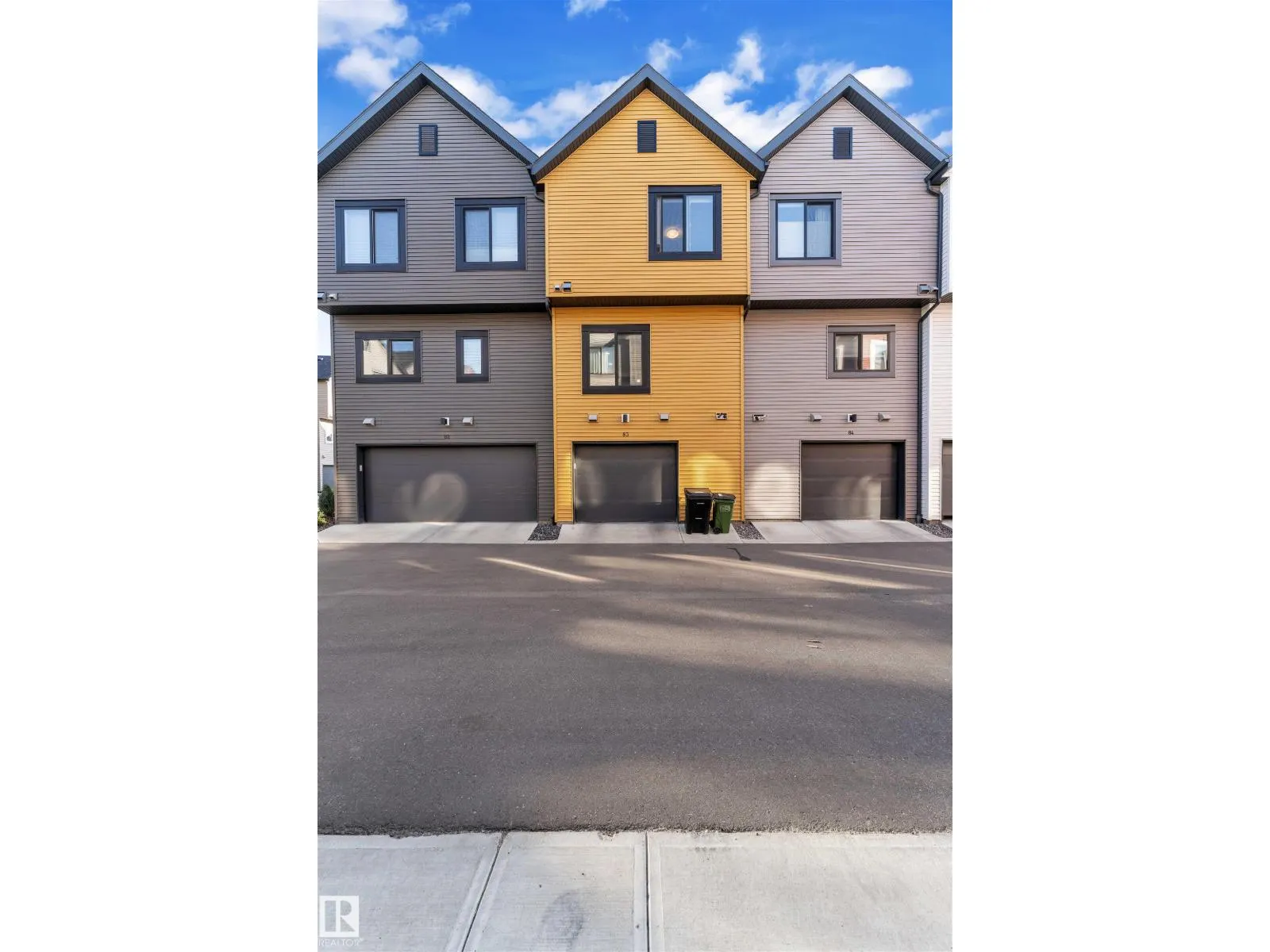 #83 1010 RABBIT HILL RD SW