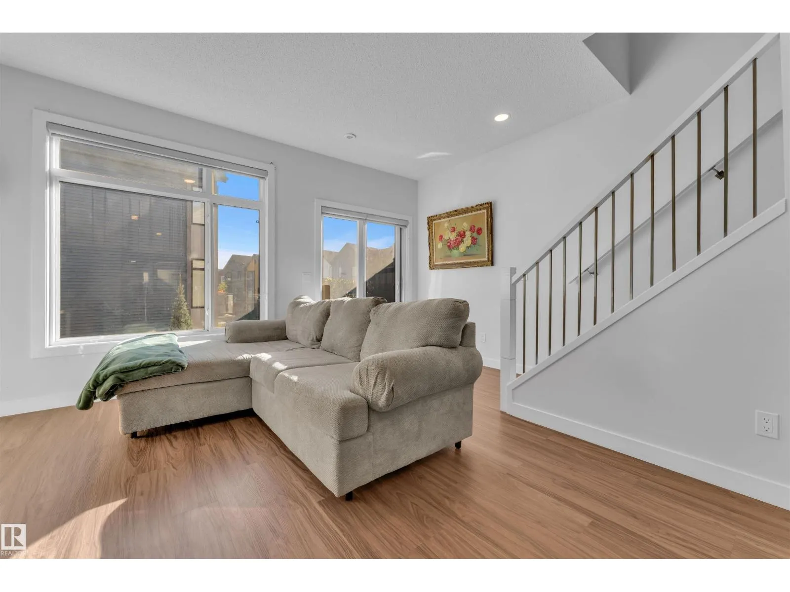 #83 1010 RABBIT HILL RD SW