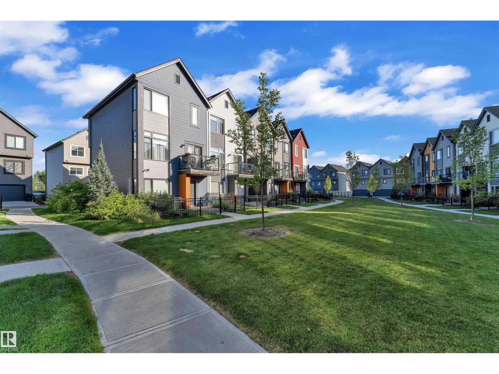 #83 1010 RABBIT HILL RD SW