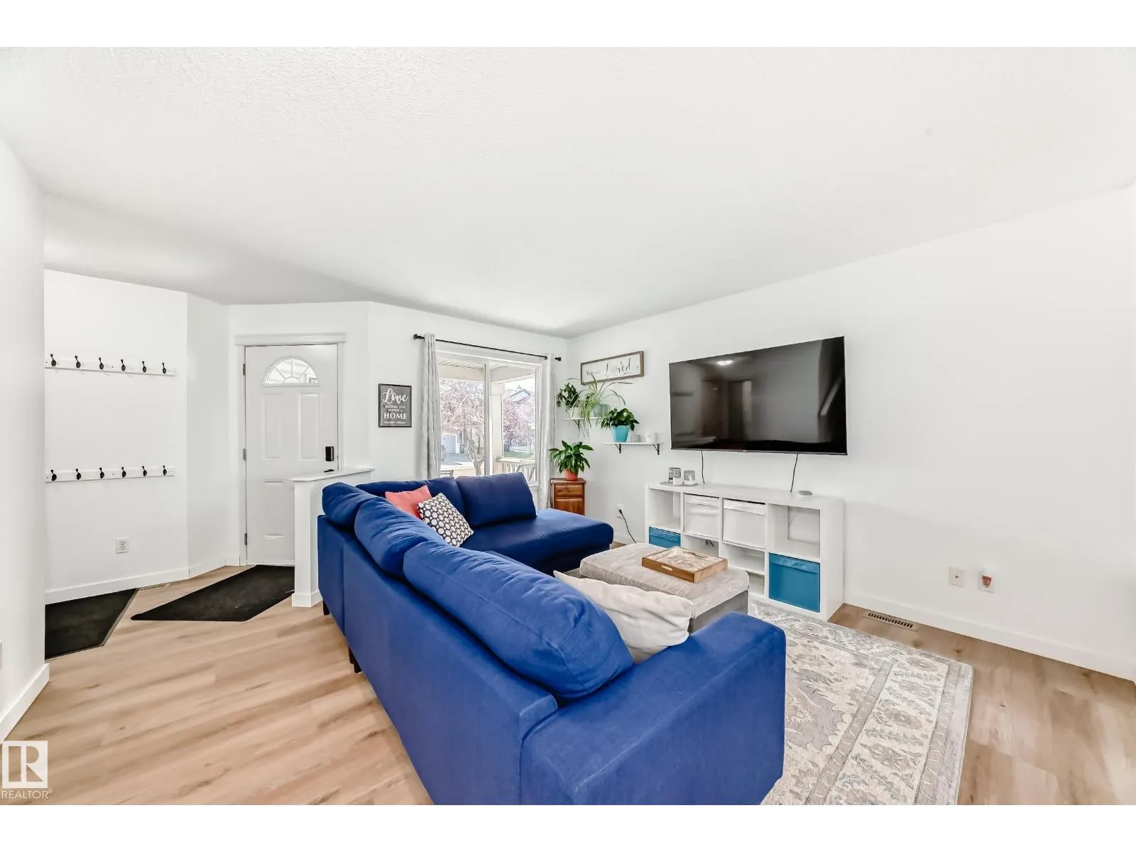 246 SUMMERTON CR