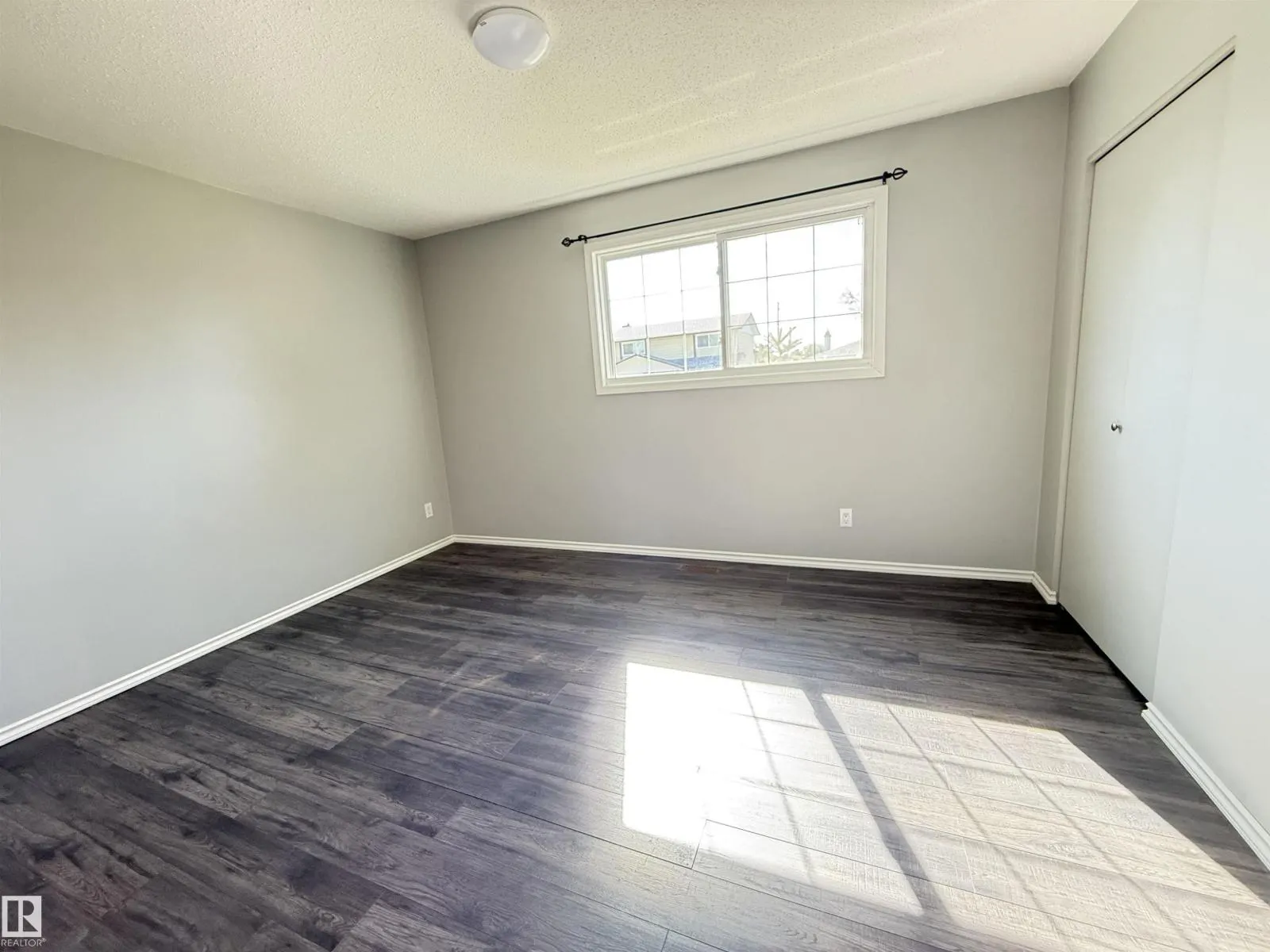 142 GARNET RD