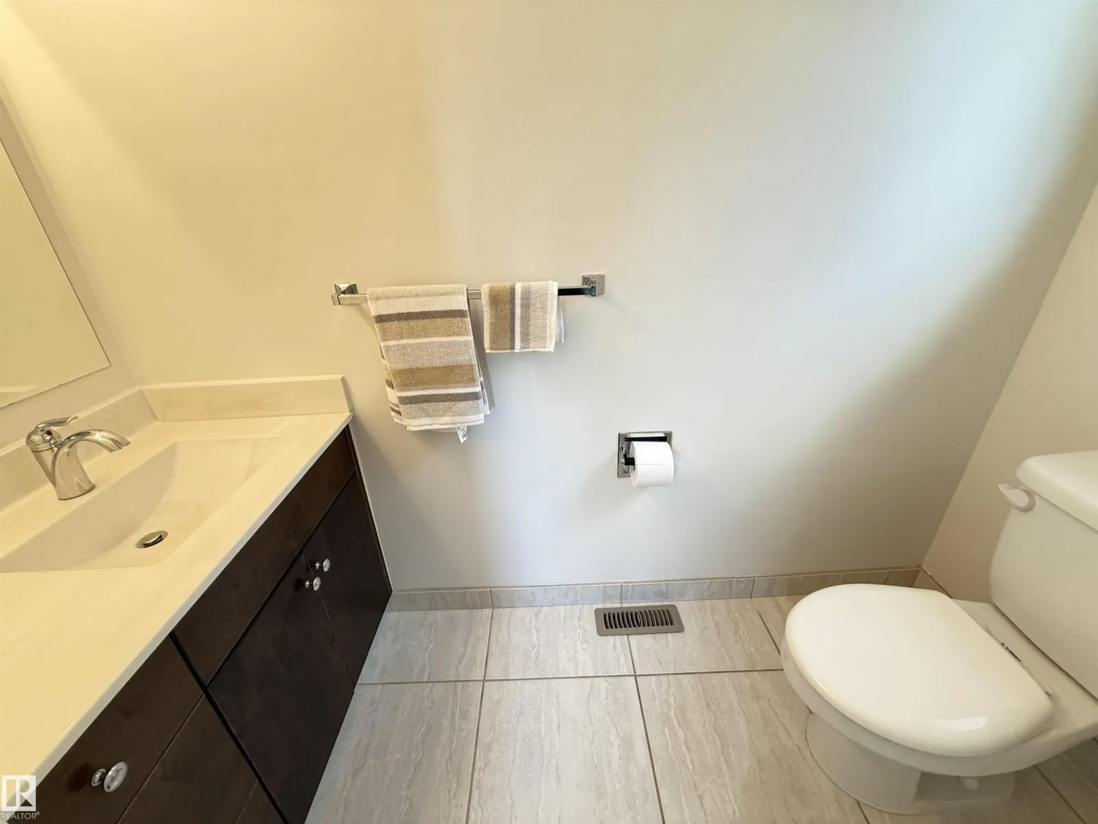 142 GARNET RD