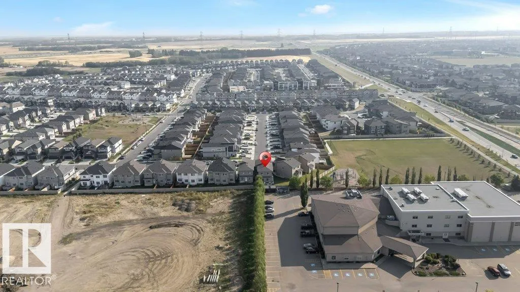 1522 17 AV NW