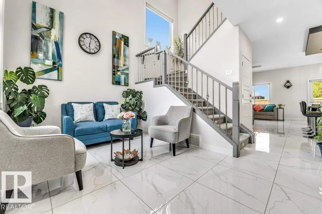1522 17 AV NW
