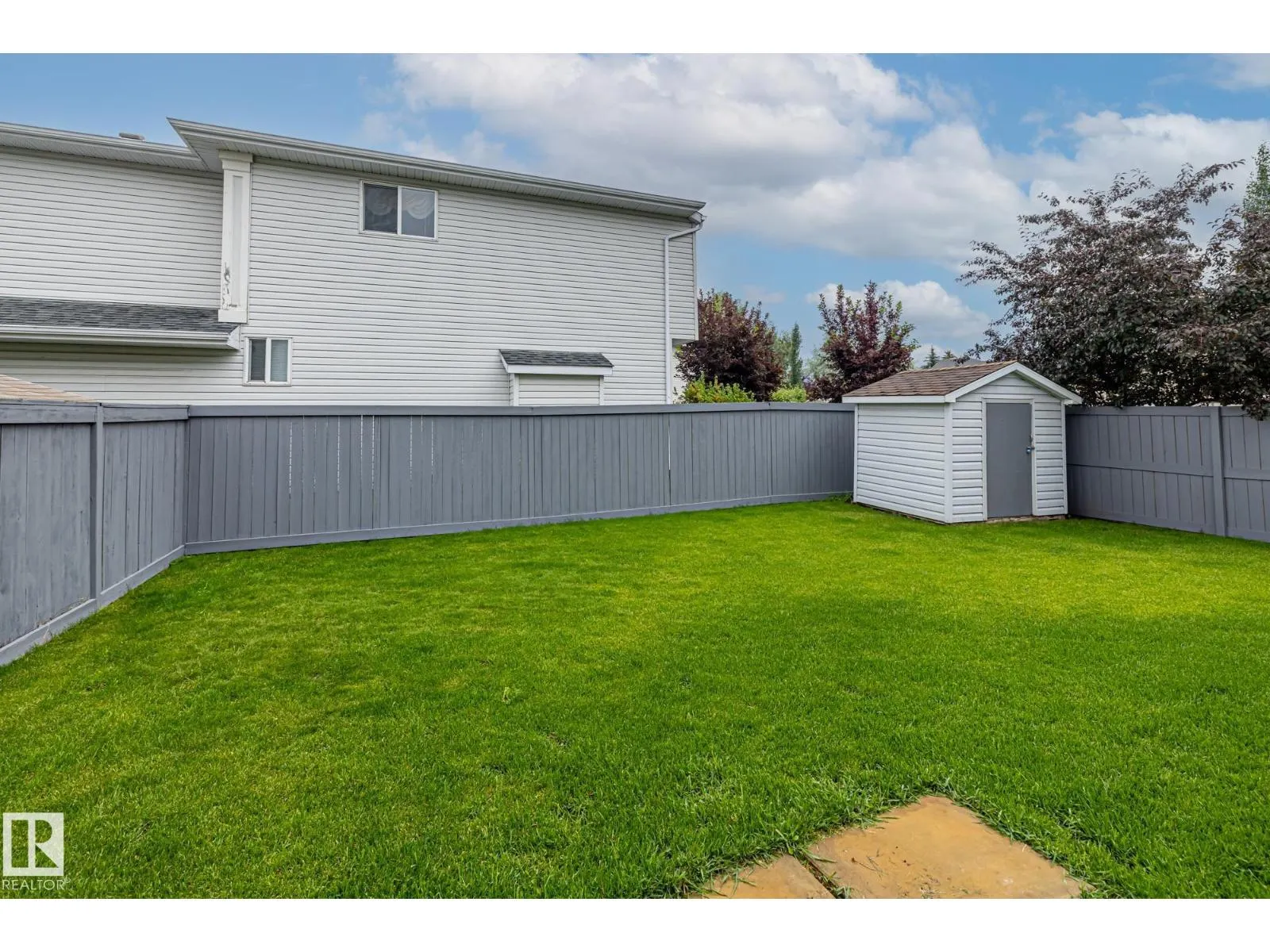 209 Bancroft CL NW
