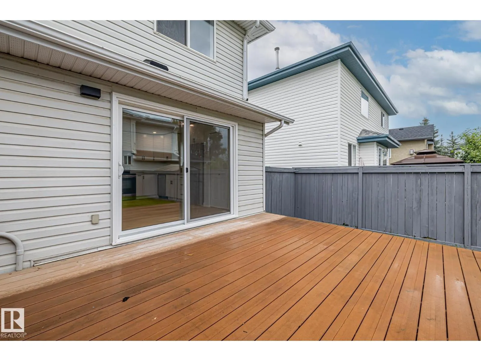 209 Bancroft CL NW