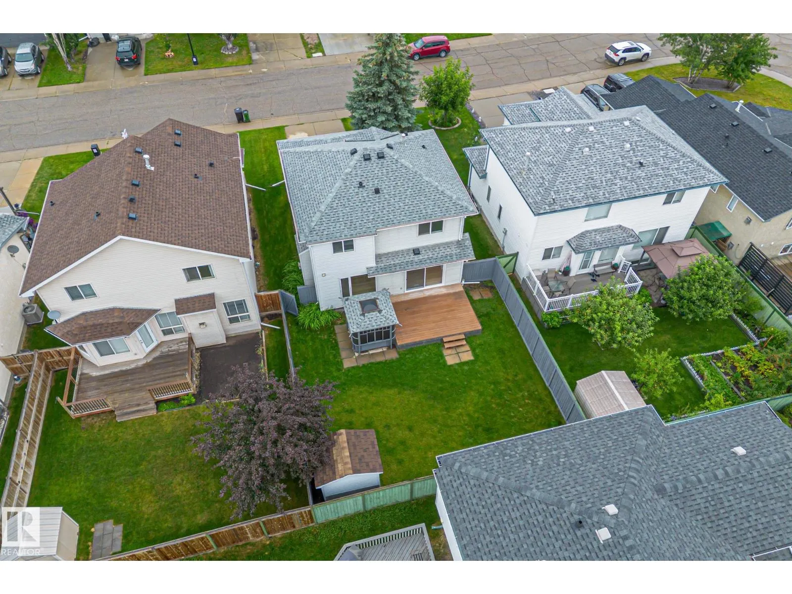 209 Bancroft CL NW