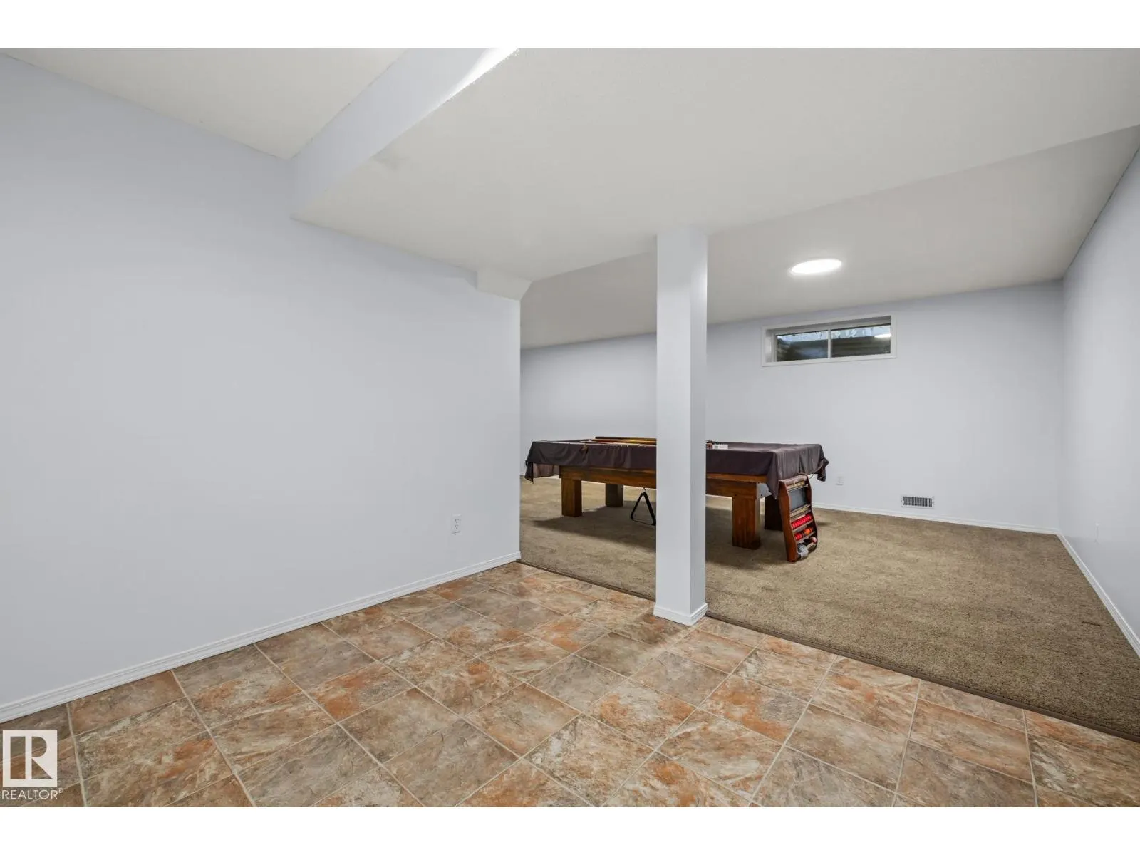 209 Bancroft CL NW