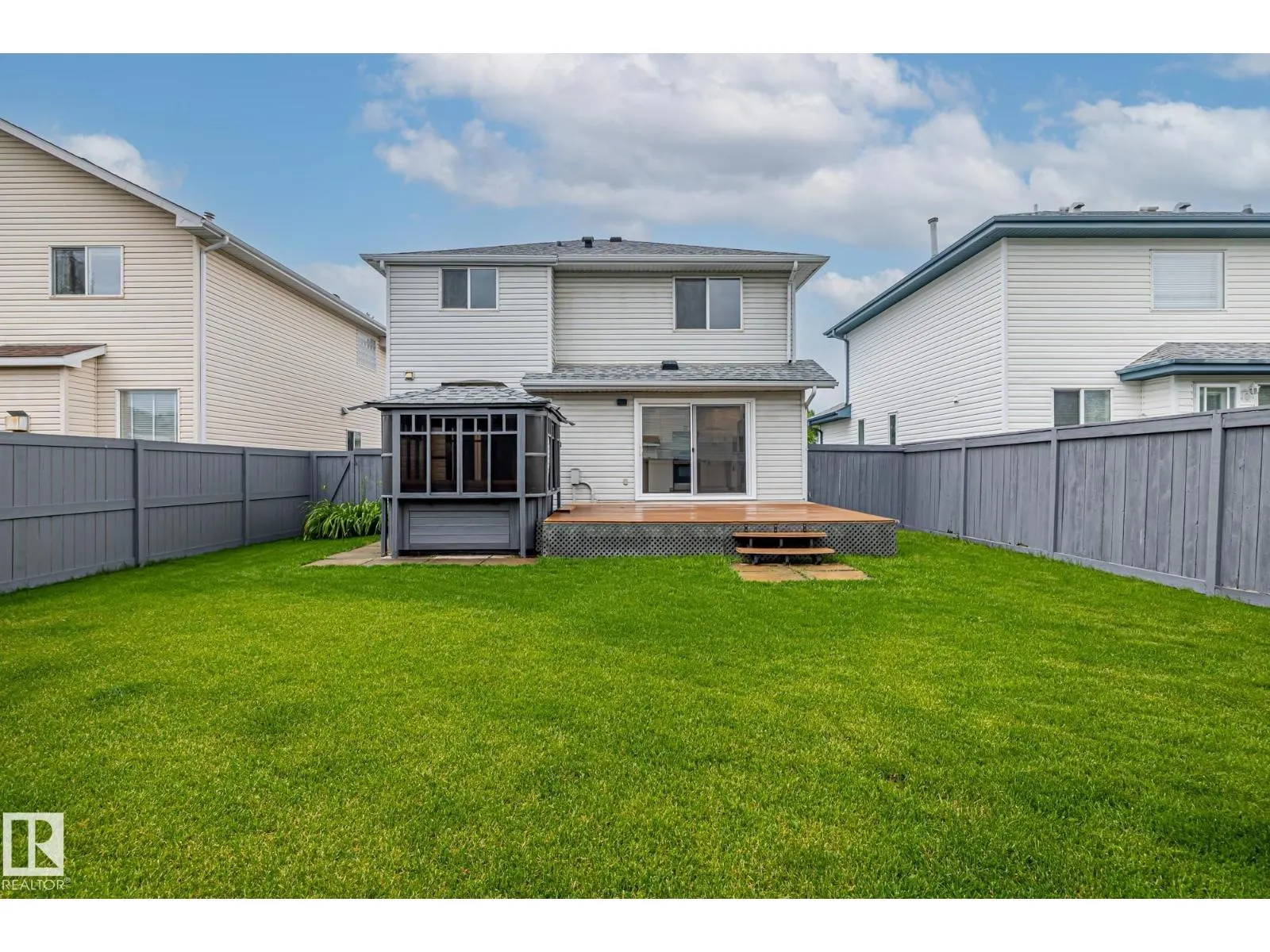 209 Bancroft CL NW