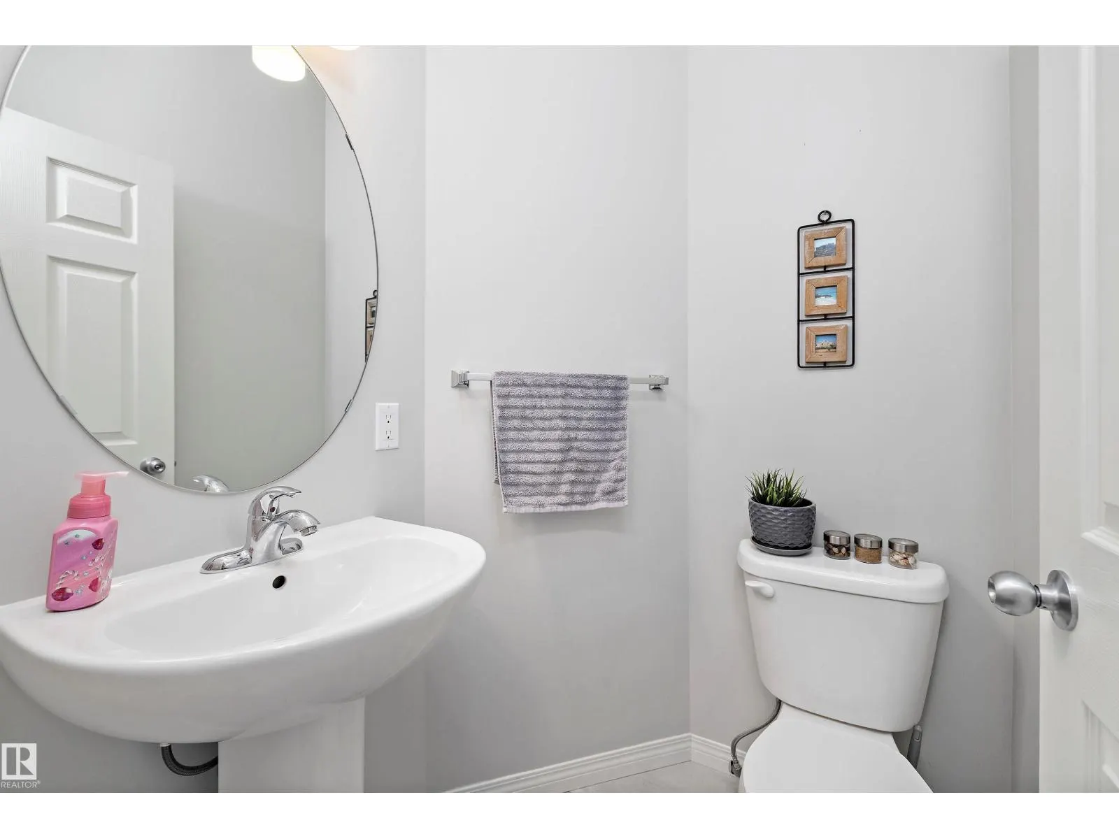 1292 CHAPPELLE BV SW