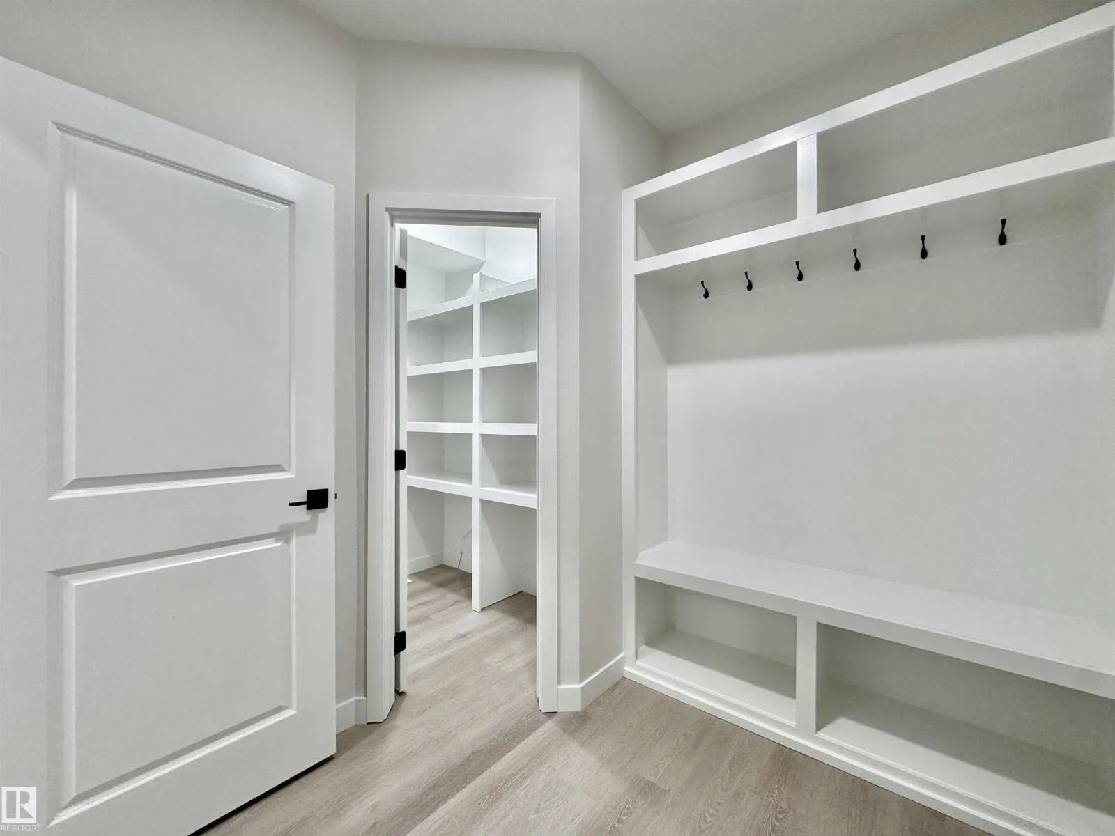 133 PIERWYCK LO