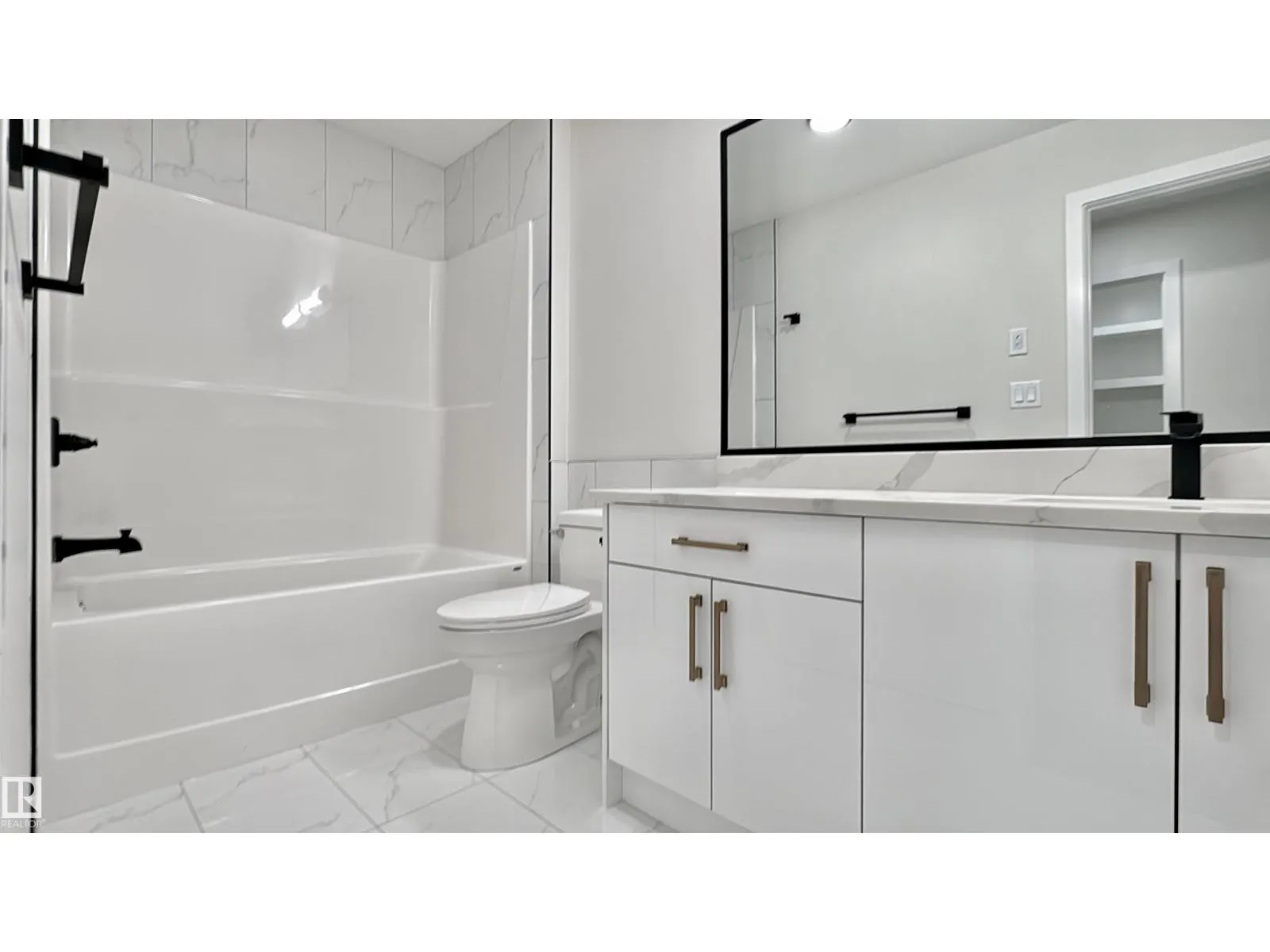 133 PIERWYCK LO