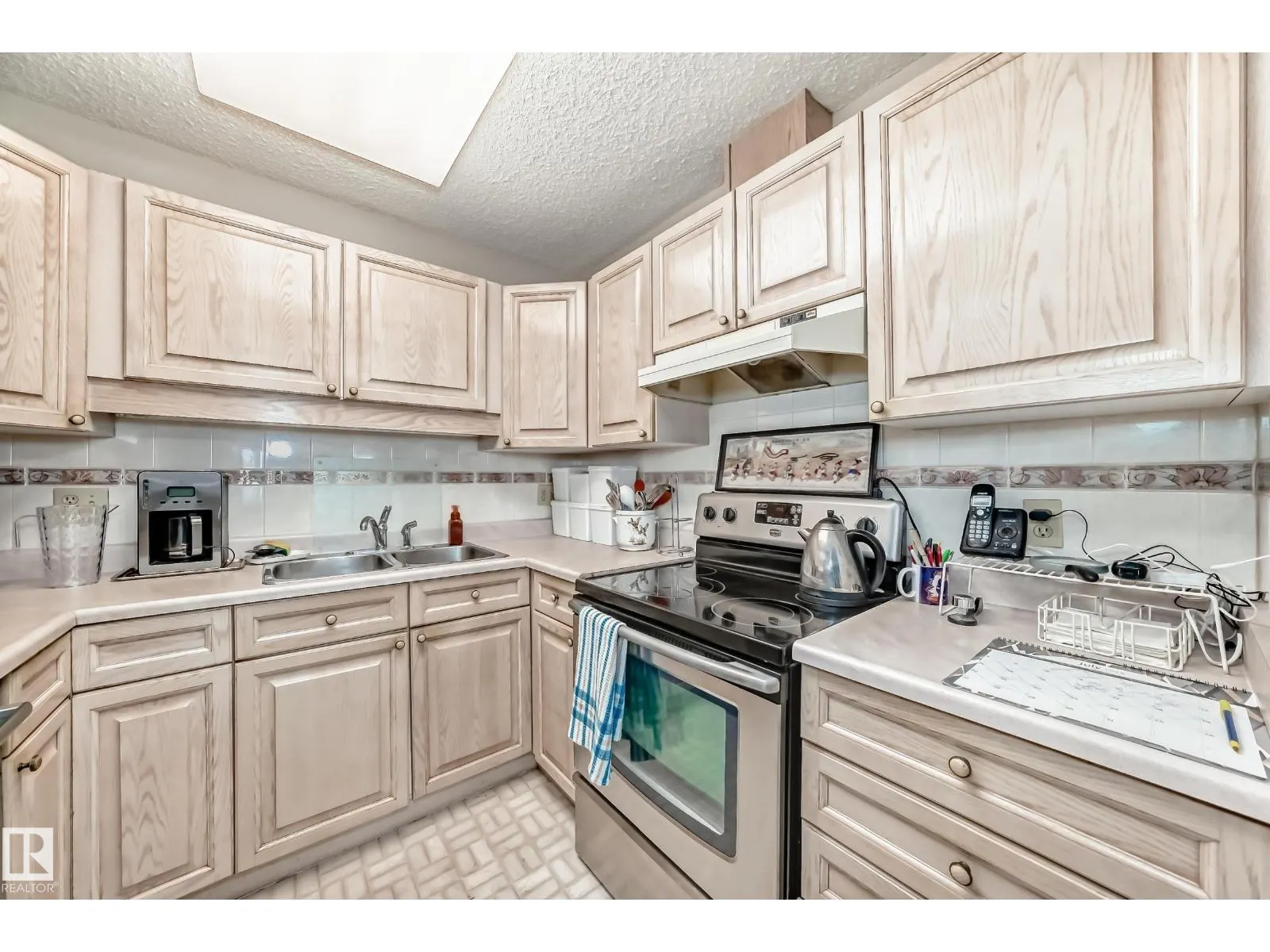 #116 17151 94A AV NW