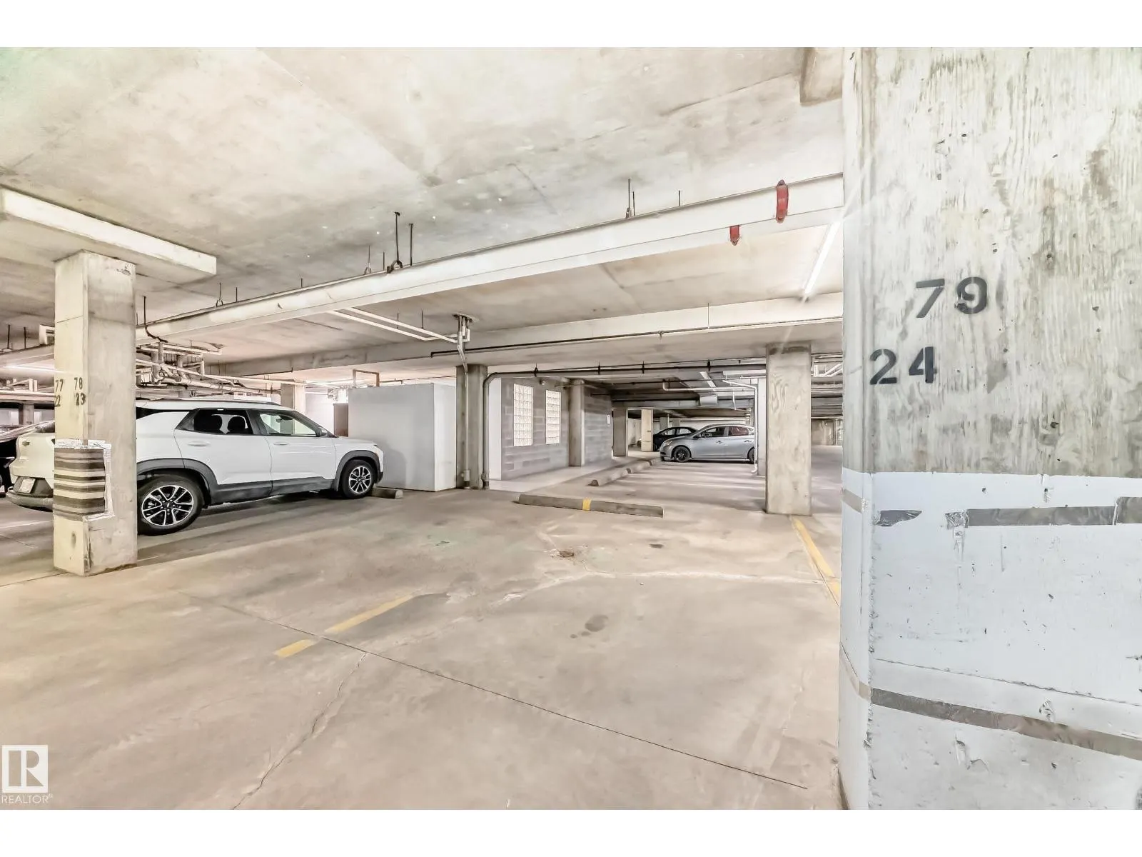 #116 17151 94A AV NW