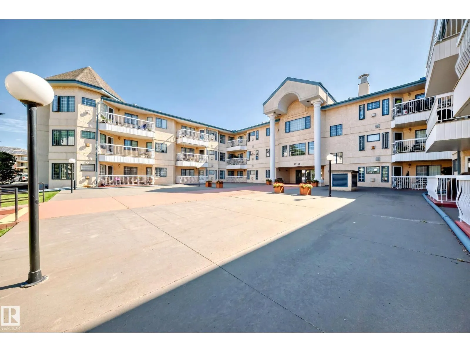 #116 17151 94A AV NW