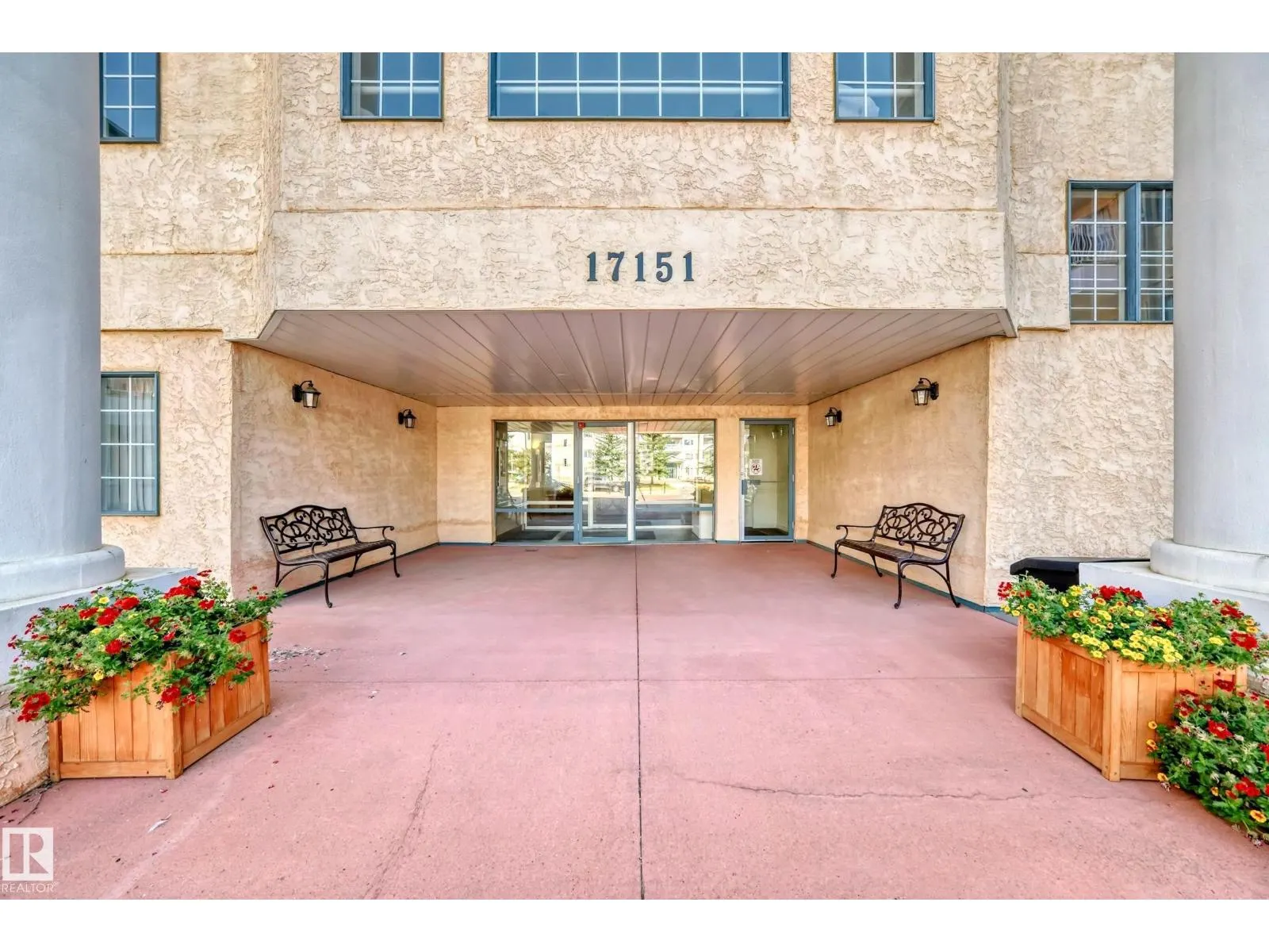 #116 17151 94A AV NW