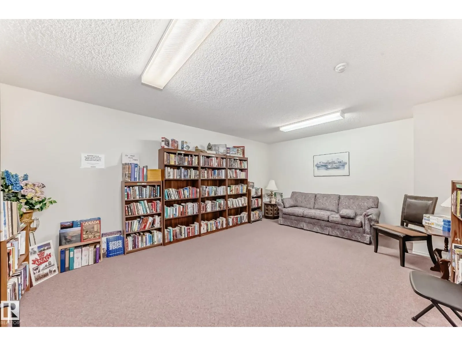 #116 17151 94A AV NW