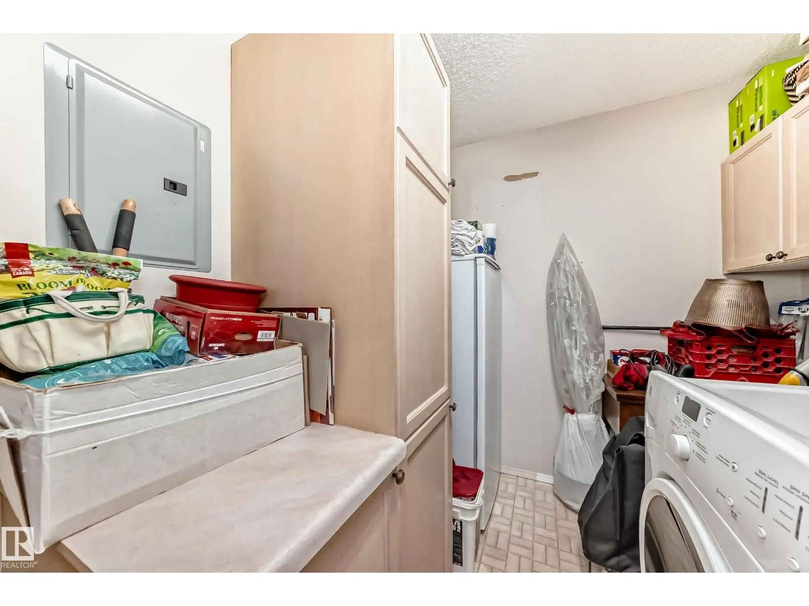 #116 17151 94A AV NW