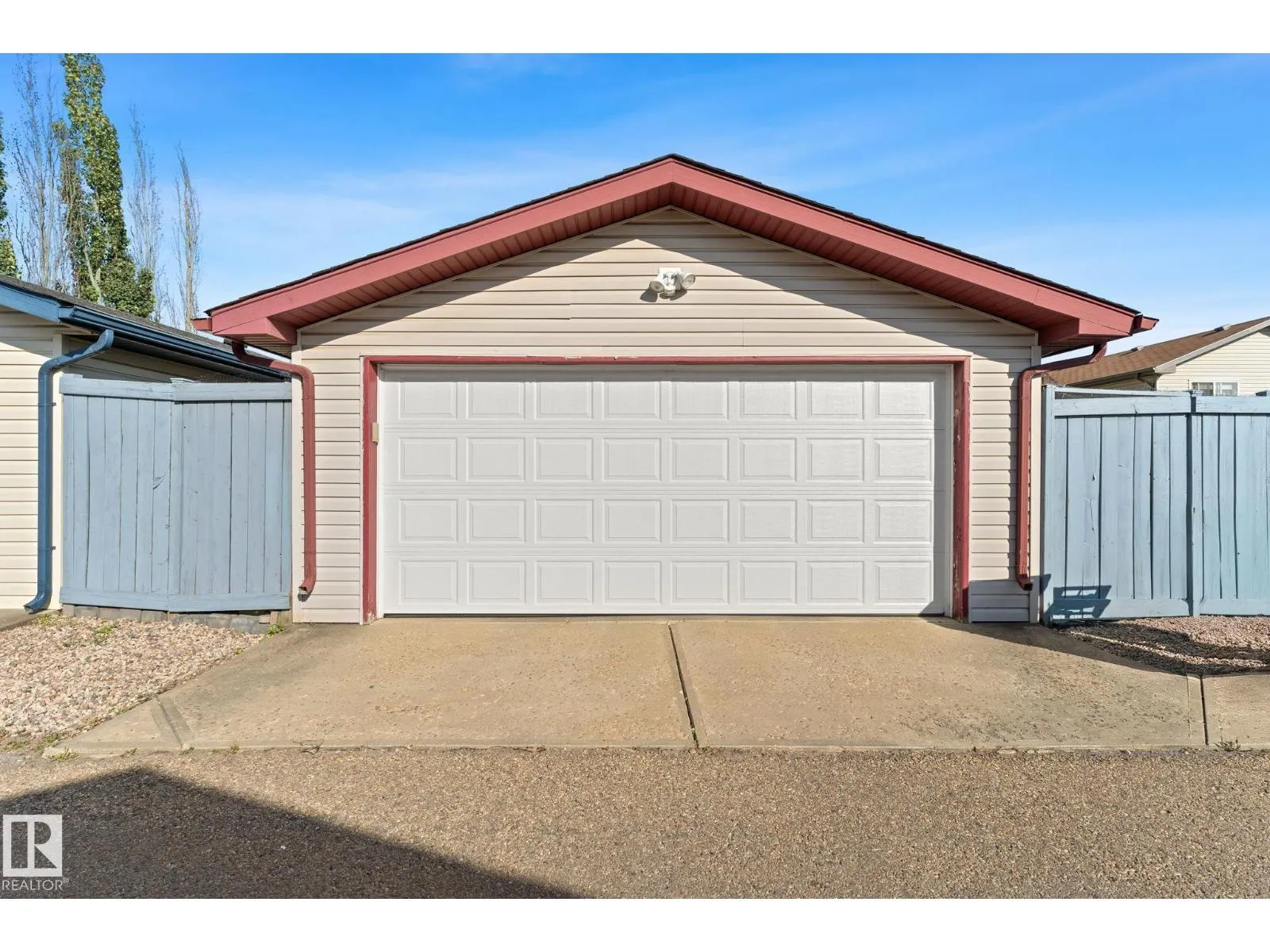 17348 90 ST NW NW