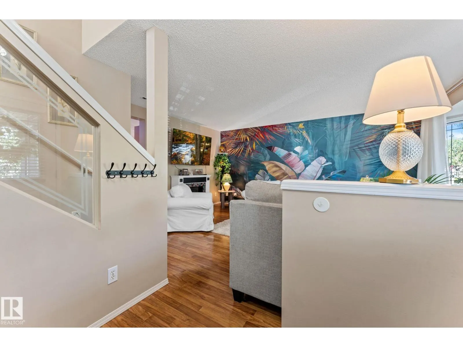 17348 90 ST NW NW