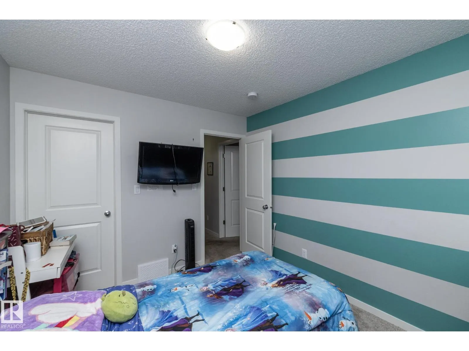 7712 Eifert CR NW