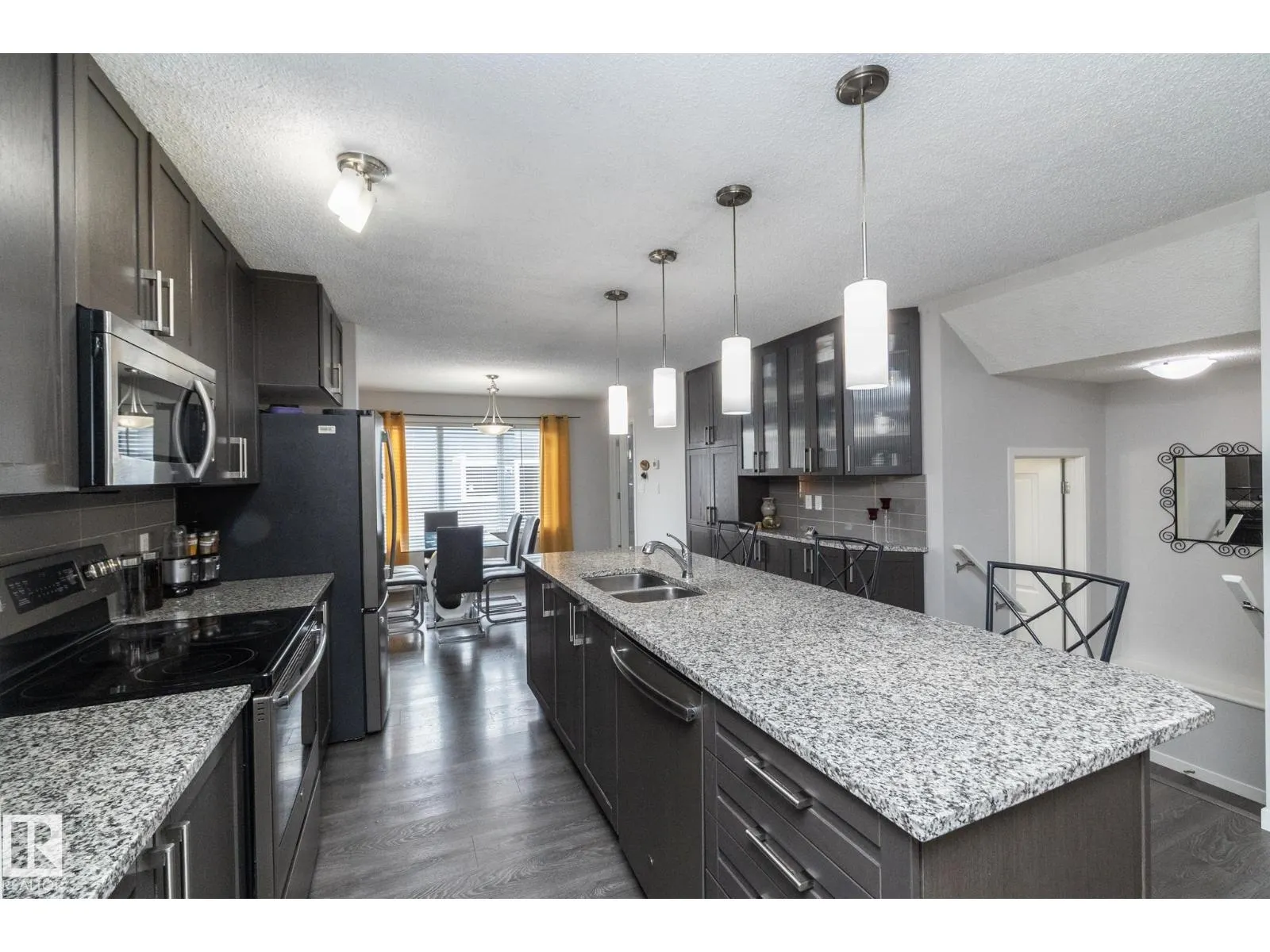7712 Eifert CR NW