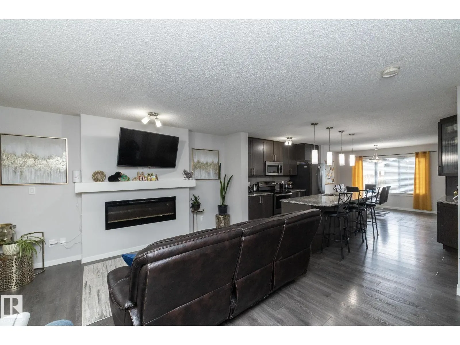 7712 Eifert CR NW